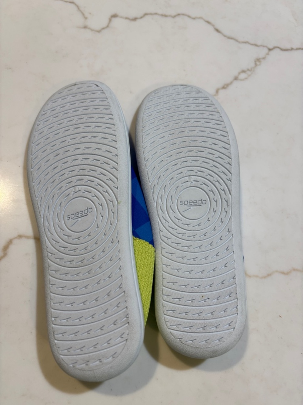 Speedo Kids Slip-On Swim Shoes in Blue and Neon Yellow Size M - Picture 6 of 9